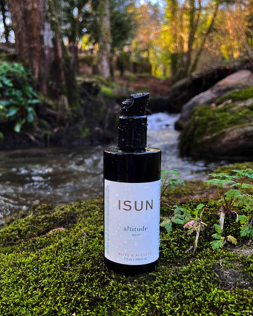 ISUN Altitude Body Wash Bottle in Nature