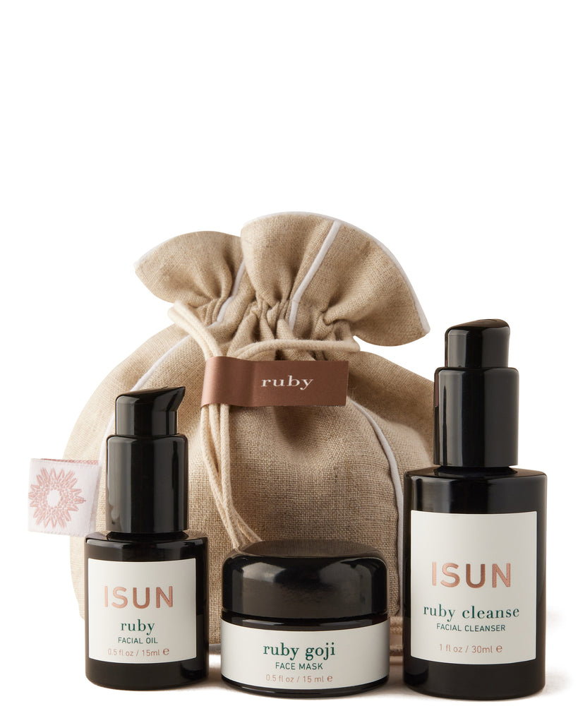 ISUN Ruby Travel Pouch with products